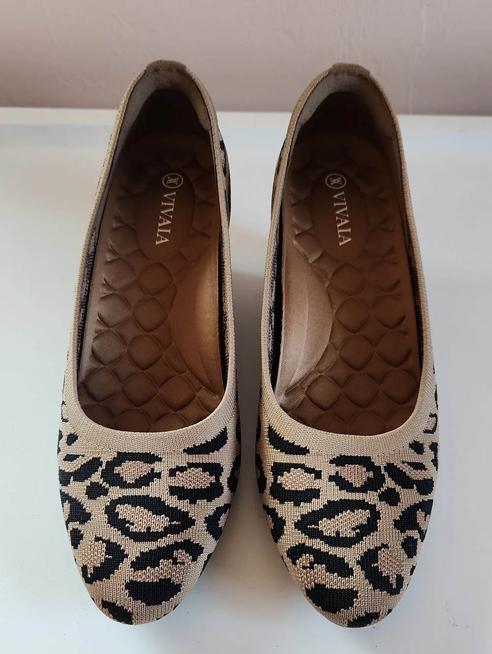 Vivaia Margot Wedge Leopard Knit Pointed Toe Pump Heels Beige/Black Size 37.5
